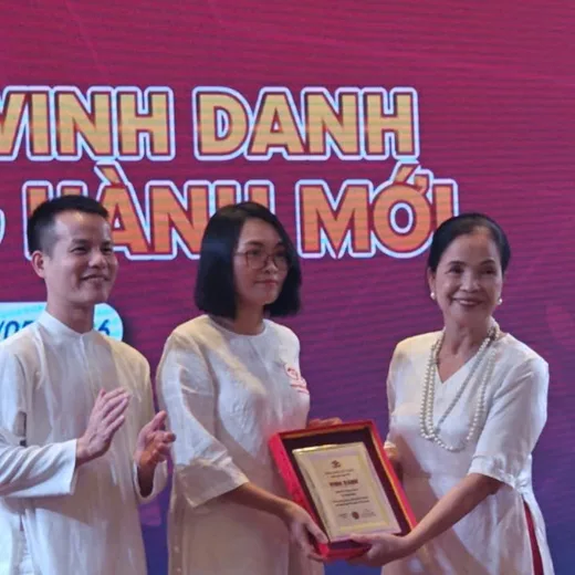 Huấn luyện viên 2